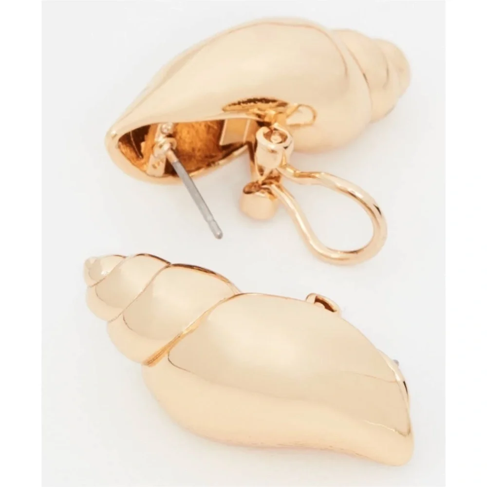 Kate Spade New York Under the Sea Gold Tulip Shell Stud Earrings